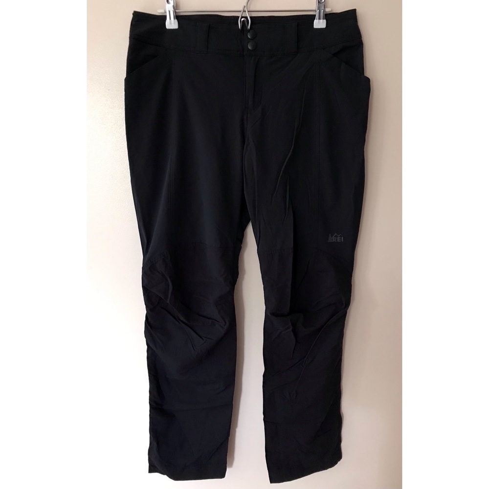 REI • 12 • Black Hiking Trail Camping Pants Vented Back Knee 32” Inseam